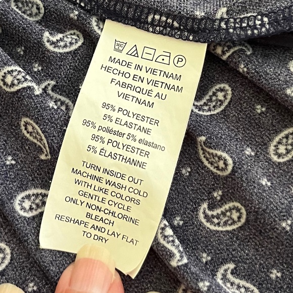 Paisley Top with Handkerchief Hem Medium - Picture 6 of 6